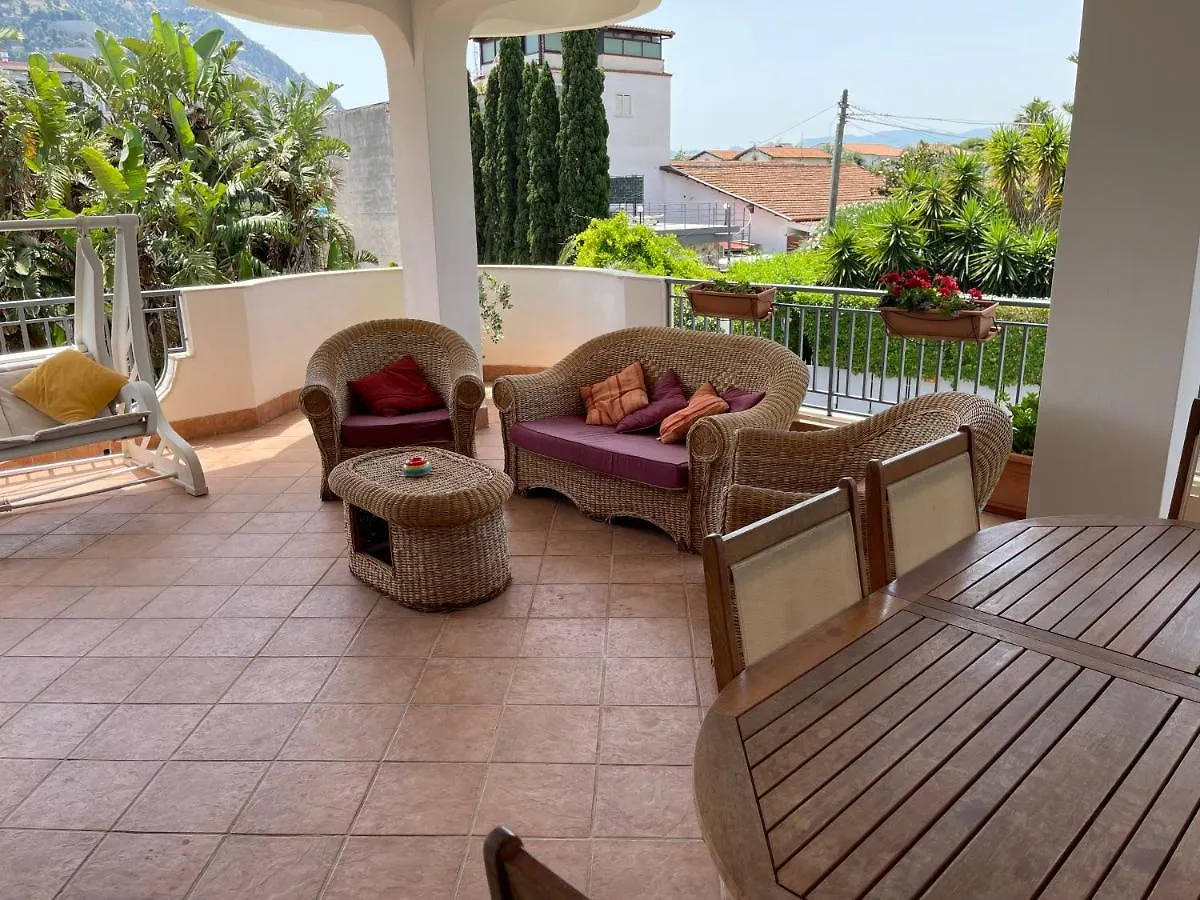 Holiday home Mondello Senator Apartment